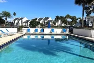 1405 Bridgewood Dr, Boca Raton, FL 33434 - Photo 5