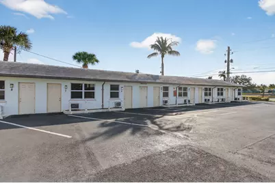 704 N Dixie Highway, Lantana, FL 33462 - Photo 15