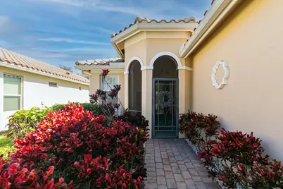 10068 SW Oak Tree Circle, Port Saint Lucie, FL 34987 - Photo 3