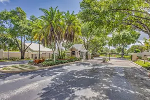 2354 Saratoga Bay Dr, West Palm Beach, FL 33409 - Photo 63