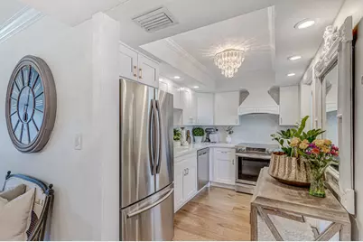 5560 Tamberlane Circle #127, Palm Beach Gardens, FL 33418 - Photo 5