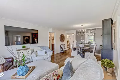 5560 Tamberlane Circle #127, Palm Beach Gardens, FL 33418 - Photo 11