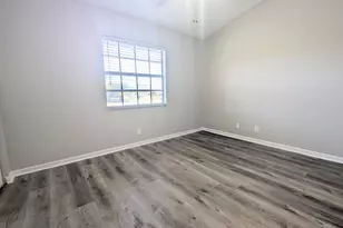 8341 Fairway Rd, Sunrise, FL 33351 - Photo 9