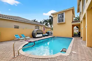 6802 Houlton Cir, Lake Worth, FL 33467 - Photo 5