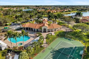 10712 Willow Oak Ct, Wellington, FL 33414 - Photo 47