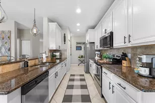 10712 Willow Oak Ct, Wellington, FL 33414 - Photo 15