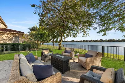 10712 Willow Oak Court, Wellington, FL 33414 - Photo 3