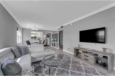 960 Crystal Lake Drive #115, Deerfield Beach, FL 33064 - Photo 9