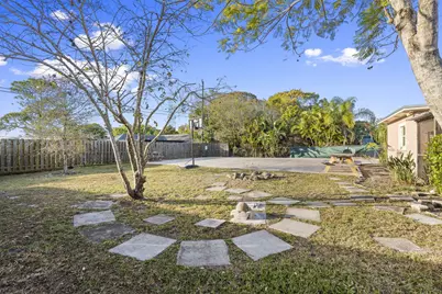 2611 S 29th Street, Fort Pierce, FL 34981 - Photo 23