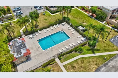 4005 Village Drive #B, Delray Beach, FL 33445 - Photo 35