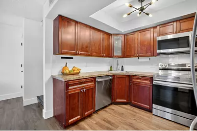 4005 Village Drive #B, Delray Beach, FL 33445 - Photo 13