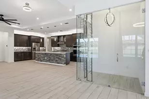 10718 SW Hensley St, Port Saint Lucie, FL 34987 - Photo 11