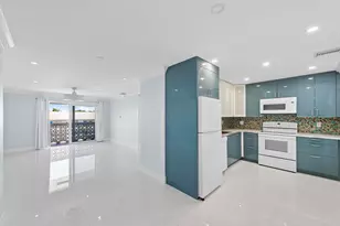 3220 Bayview Dr, Fort Lauderdale, FL 33306 - Photo 3