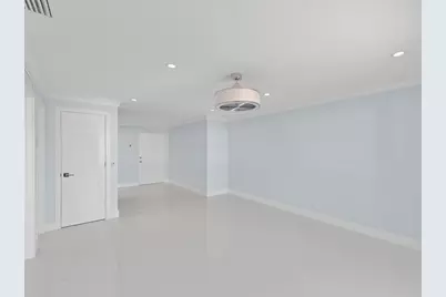 3220 Bayview Drive #302, Fort Lauderdale, FL 33306 - Photo 13