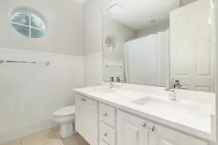 130 Poinciana Dr, Jupiter, FL 33458 - Photo 13