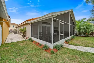 5690 Green Island Dr, Lake Worth, FL 33463 - Photo 19