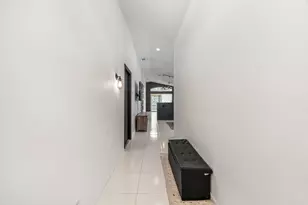 5690 Green Island Dr, Lake Worth, FL 33463 - Photo 17