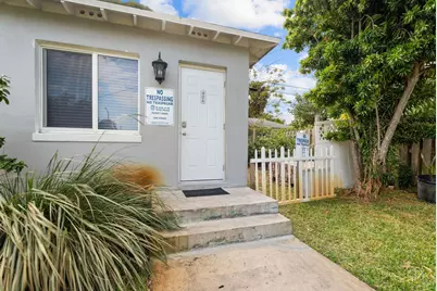 406 57th Street, West Palm Beach, FL 33407 - Photo 1