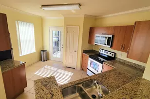 122 SW Peacock Blvd, Port Saint Lucie, FL 34986 - Photo 5