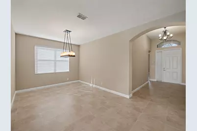 12115 SW Bennington Circle, Port Saint Lucie, FL 34987 - Photo 11