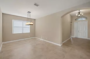 12115 SW Bennington Cir, Port Saint Lucie, FL 34987 - Photo 11