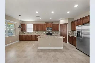 12115 SW Bennington Circle, Port Saint Lucie, FL 34987 - Photo 5