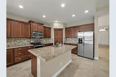 12115 SW Bennington Circle, Port Saint Lucie, FL 34987 - Photo 3