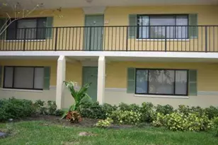 709 Meadows Cir, Boynton Beach, FL 33436 - Photo 1