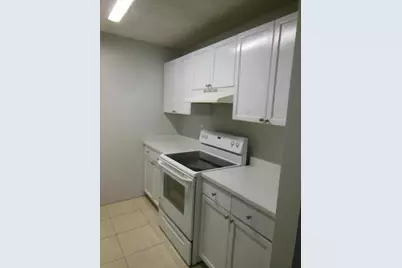 709 Meadows Circle, Boynton Beach, FL 33436 - Photo 3