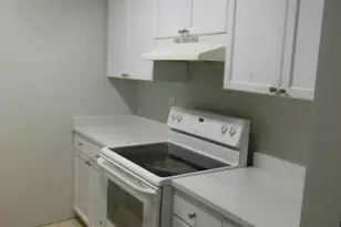 709 Meadows Cir, Boynton Beach, FL 33436 - Photo 3