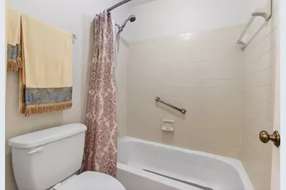 136 Lake Rebecca Drive, West Palm Beach, FL 33411 - Photo 35