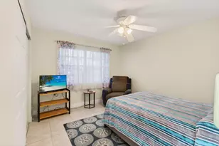 136 Lake Rebecca Dr, West Palm Beach, FL 33411 - Photo 21