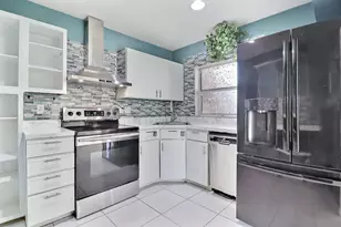 8577 Boca Glades Blvd W, Boca Raton, FL 33434 - Photo 11