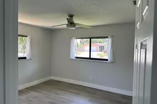 907 SE Lake St, Stuart, FL 34994 - Photo 7