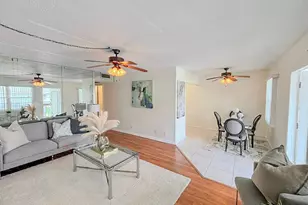 54 Newport C, Deerfield Beach, FL 33442 - Photo 3