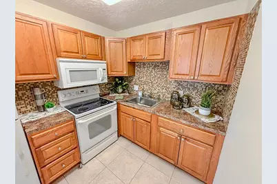 54 Newport C #54, Deerfield Beach, FL 33442 - Photo 7