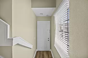 1982 Freeport Ln, Riviera Beach, FL 33404 - Photo 27