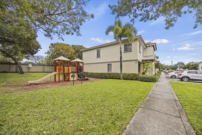 1982 Freeport Lane, Riviera Beach, FL 33404 - Photo 31