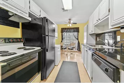 13988 Via Flora #B, Delray Beach, FL 33484 - Photo 7