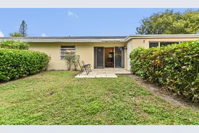 13988 Via Flora #B, Delray Beach, FL 33484 - Photo 27