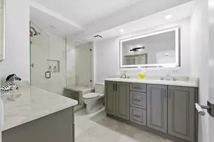 5510 N Ocean Dr, Singer Island, FL 33404 - Photo 25