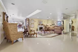 7445 N Augusta Dr, Hialeah, FL 33015 - Photo 19