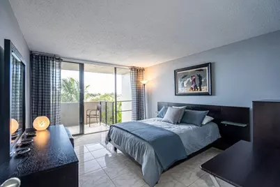 1830 Embassy Drive #411, West Palm Beach, FL 33401 - Photo 7