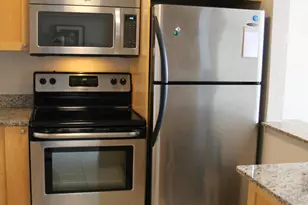 1830 Embassy Dr, West Palm Beach, FL 33401 - Photo 5