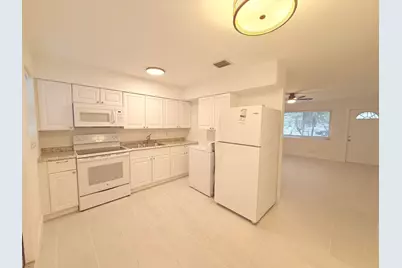 626 Prosperity Farms Rd Road #7, North Palm Beach, FL 33408 - Photo 9