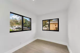 2428 NW 28th St, Miami, FL 33142 - Photo 9