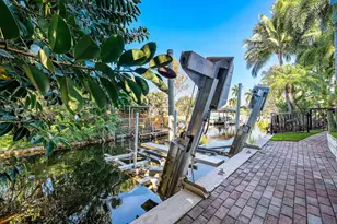 6885 Tradewind Way, Lantana, FL 33462 - Photo 35