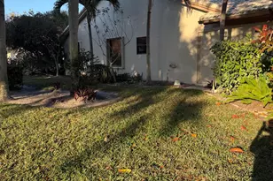 8810 Boatswain Dr, Boynton Beach, FL 33436 - Photo 5