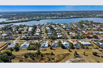 1112 SE Strathmore Drive, Port Saint Lucie, FL 34952 - Photo 43