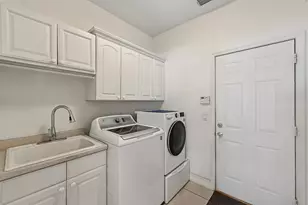 1112 SE Strathmore Dr, Port Saint Lucie, FL 34952 - Photo 21